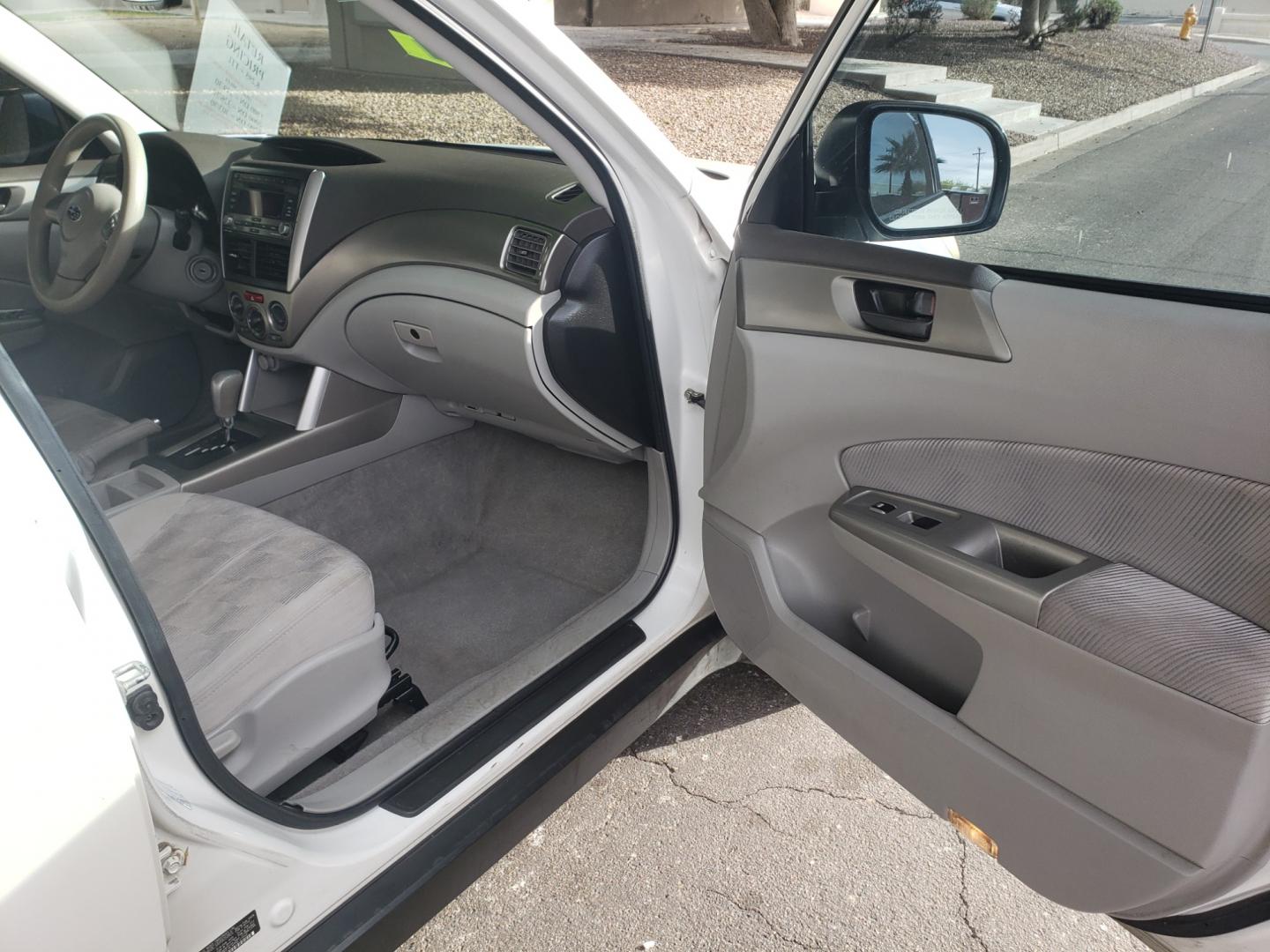 2010 WHITE /gray Subaru Forester (JF2SH6BC3AH) with an 2.4L L4 DOHC 16V engine, 5-Speed Automatic transmission, located at 323 E Dunlap Ave., Phoenix, AZ, 85020, (602) 331-9000, 33.567677, -112.069000 - 2010 Subaru Forester,......EXCELLENT condition,.... Ice Cold A/C, Gray interior with lite gray cloth seats in near perfect condition, New brakes, Tune up, Stereo/CD Player, Satellite compatible, This suv is gorgeous inside and out, Incredible gas mileage! Arizona title , Runs and Drives Excellent... - Photo#12